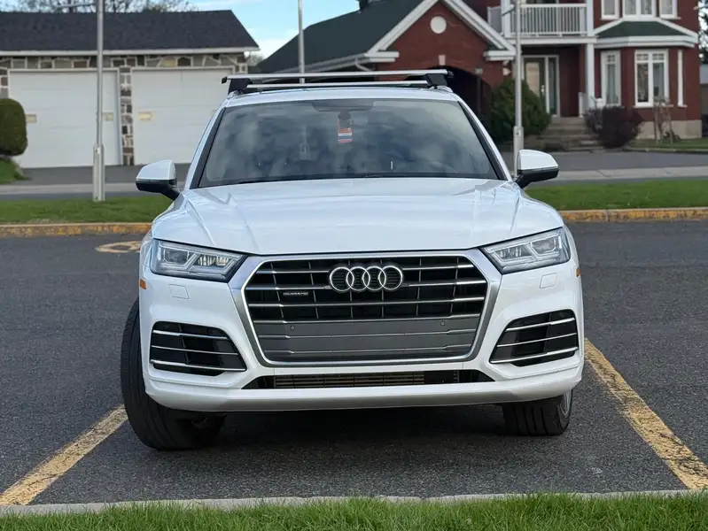 2018 Audi Q5 Progressiv, bílá, 159 600 km, dovoz Kanada — foto 7 z 8
