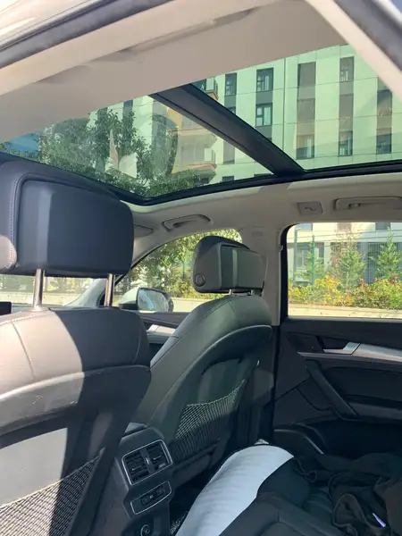 2018 Audi Q5 Progressiv, bílá, 127 200 km, dovoz Kanada — foto 5 z 9