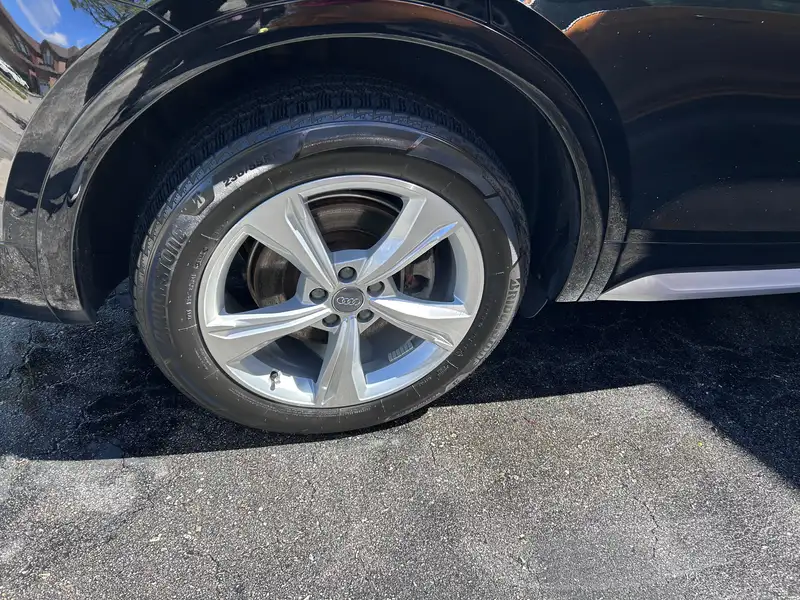 2018 Audi Q5 Progressiv, 70 500 km, dovoz Kanada — foto 7 z 12