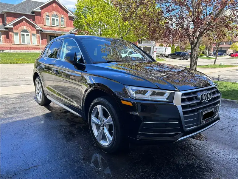 2018 Audi Q5 Progressiv, 70 500 km, dovoz Kanada — foto 8 z 12