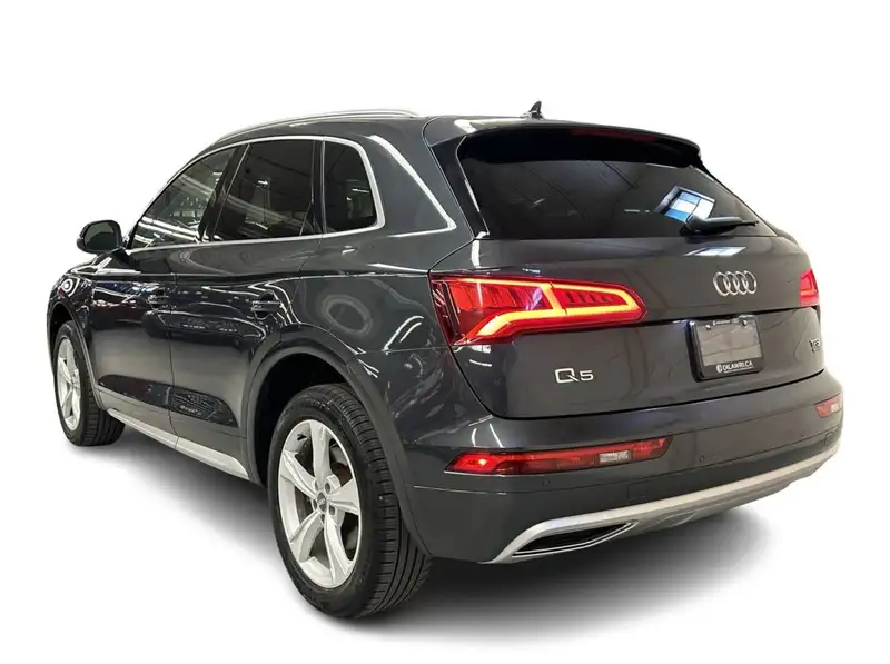 2018 Audi Q5 Progressiv, šedá, 200 000 km, dovoz Kanada — foto 6 z 12