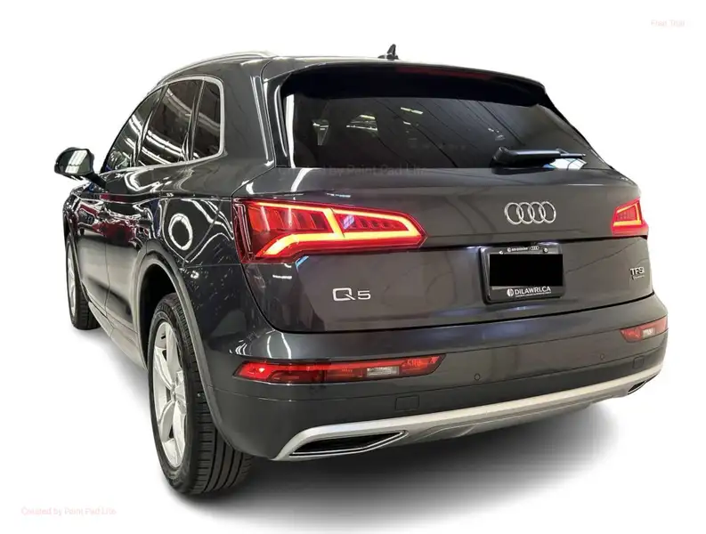 2018 Audi Q5 Progressiv, šedá, 200 000 km, dovoz Kanada — foto 7 z 12