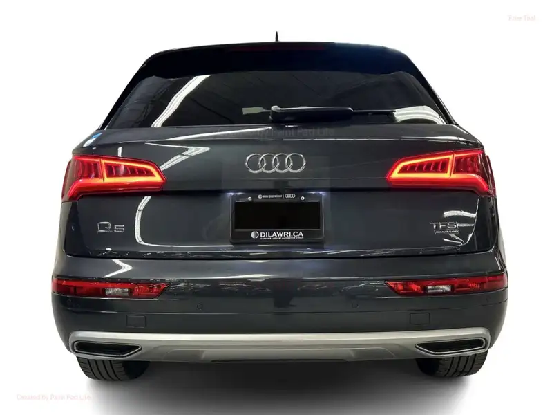 2018 Audi Q5 Progressiv, šedá, 200 000 km, dovoz Kanada — foto 8 z 12