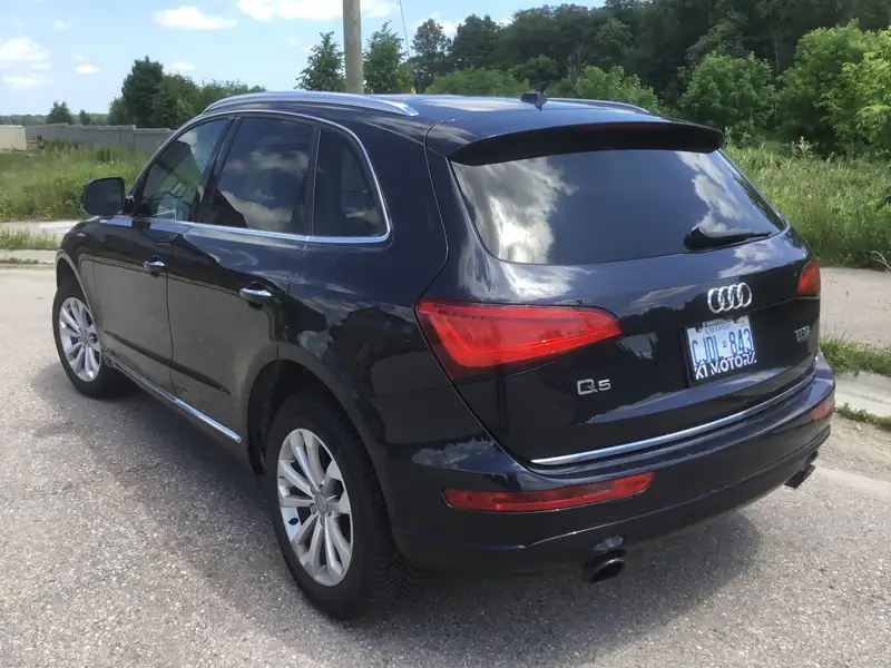 2016 Audi Q5 Progressiv, modrá, 212 000 km, dovoz Kanada — foto 3 z 5