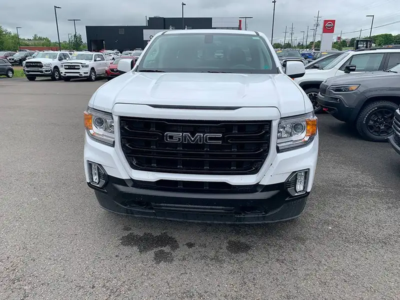 2022 GMC Canyon, bílá, 35 200 km, dovoz Kanada — foto 2 z 12