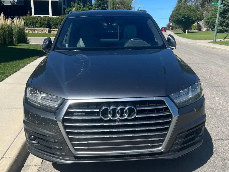 2017 Audi Q7 Technik, šedá, 199 200 km, dovoz Kanada — foto 2 z 12