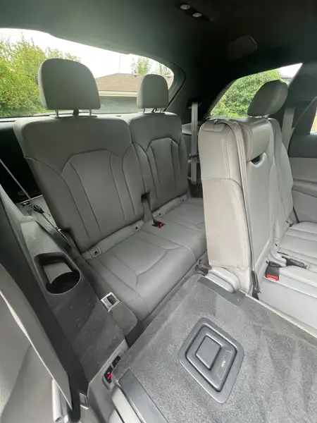 2017 Audi Q7 Technik, šedá, 199 200 km, dovoz Kanada — foto 9 z 12