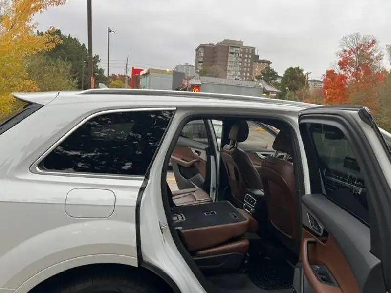 2017 Audi Q7 Technik, bílá, 235 000 km, dovoz Kanada — foto 4 z 7