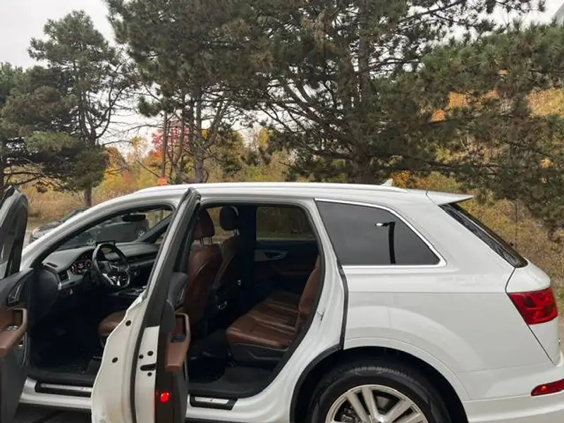 2017 Audi Q7 Technik, bílá, 235 000 km, dovoz Kanada — foto 6 z 7