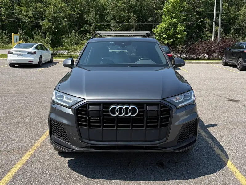 2022 Audi Q7 Progressiv, šedá, 142 948 km, dovoz Kanada — foto 3 z 8