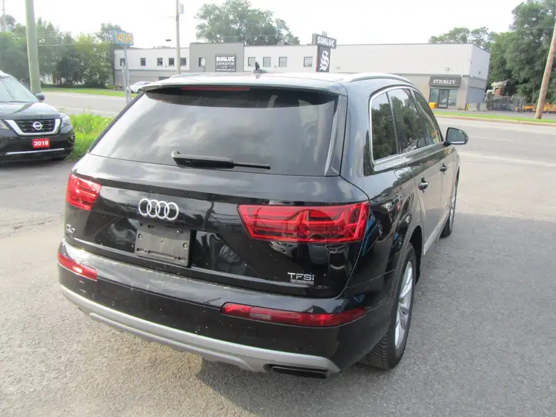 2017 Audi Q7 Progressiv, černá, 175 000 km, dovoz Kanada — foto 5 z 12