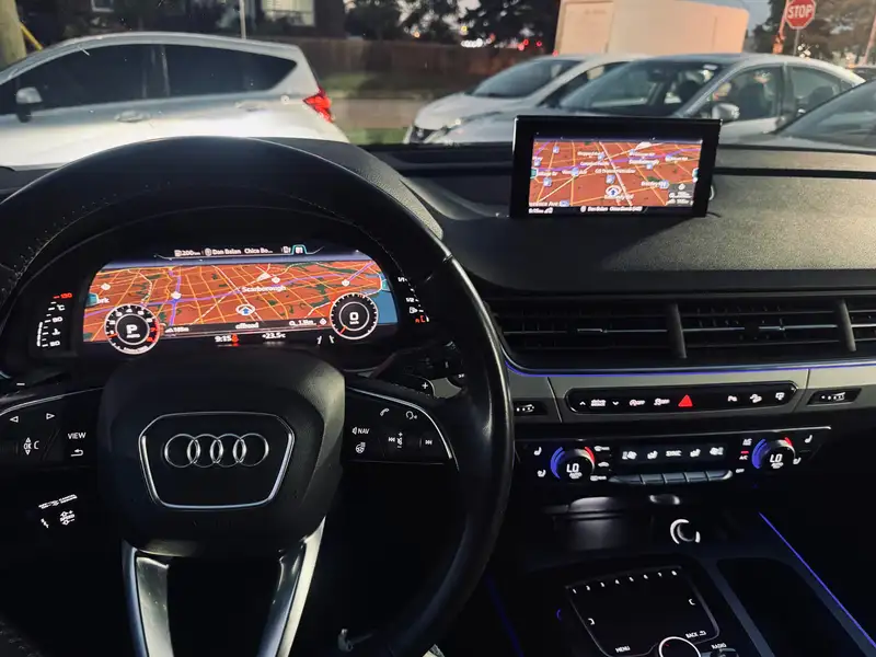2017 Audi Q7 Technik, modrá, 175 000 km, dovoz Kanada — foto 12 z 12