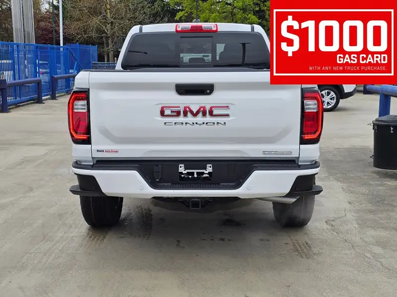 2026 GMC Canyon Elevation, bílá, 12 km, dovoz Kanada — foto 6 z 12