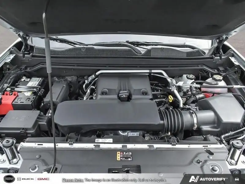 2026 GMC Canyon Elevation, stříbrná, 8 km, dovoz Kanada — foto 6 z 12