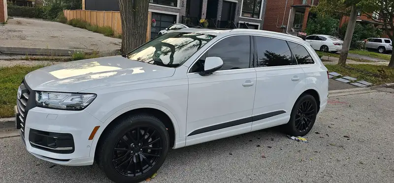 2019 Audi Q7 Technik, bílá, 100 000 km, dovoz Kanada — foto 2 z 10