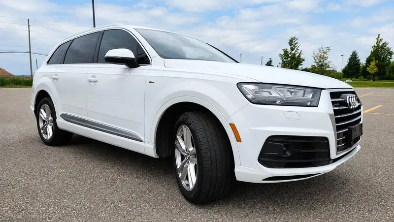 2017 Audi Q7 Technik, bílá, 182 500 km, dovoz Kanada — foto 2 z 12
