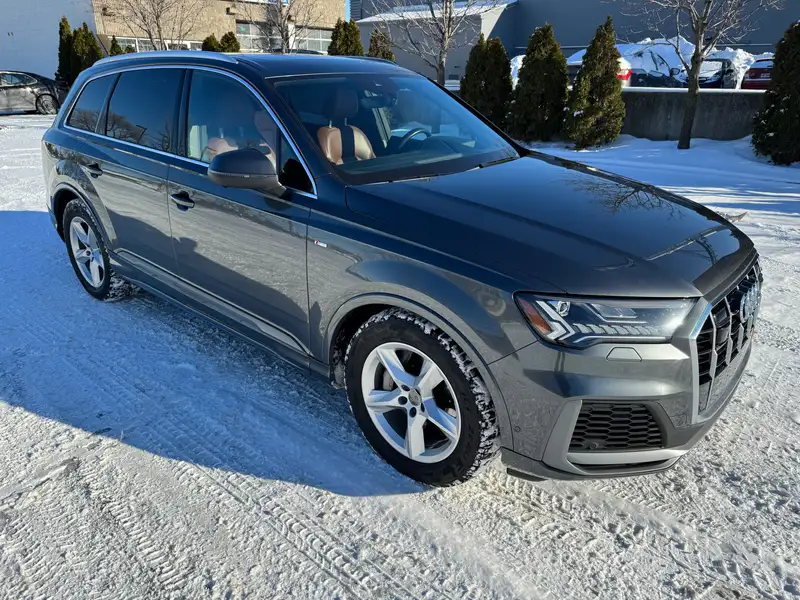 2021 Audi Q7 Technik, šedá, 99 900 km, dovoz Kanada — foto 1 z 12 2021 Audi Q7 Technik, šedá, 99 900 km, dovoz Kanada — foto 1 z 12