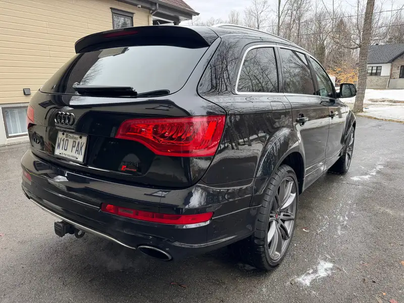 2015 Audi Q7 Progressiv, černá, 171 000 km, dovoz Kanada — foto 8 z 11