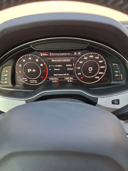 2017 Audi Q7, bílá, 156 000 km, dovoz Kanada — foto 2 z 8
