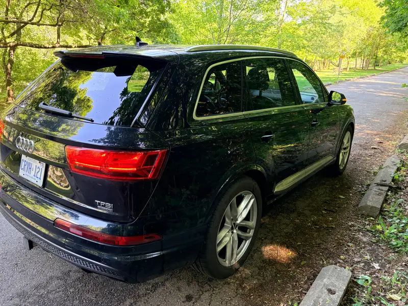 2017 Audi Q7 Technik, modrá, 183 076 km, dovoz Kanada — foto 5 z 12