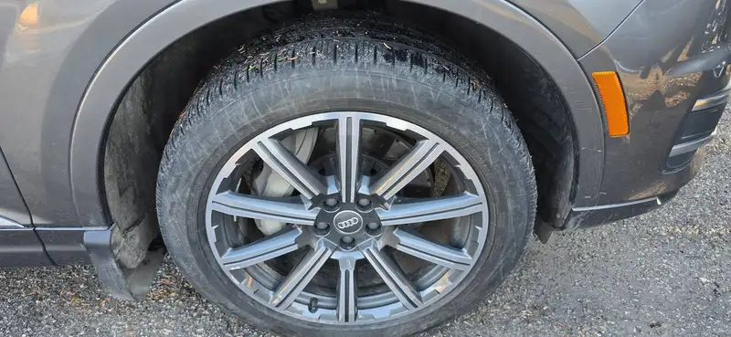 2017 Audi Q7 Technik, šedá, 178 000 km, dovoz Kanada — foto 12 z 12