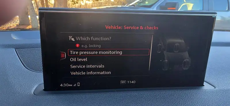 2017 Audi Q7 Technik, šedá, 178 000 km, dovoz Kanada — foto 8 z 12