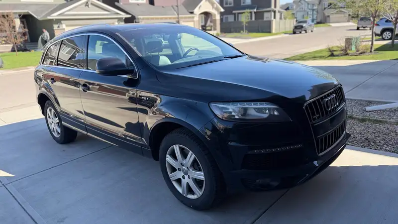 2012 Audi Q7 Premium Plus, černá, 192 000 km, dovoz Kanada — foto 3 z 8