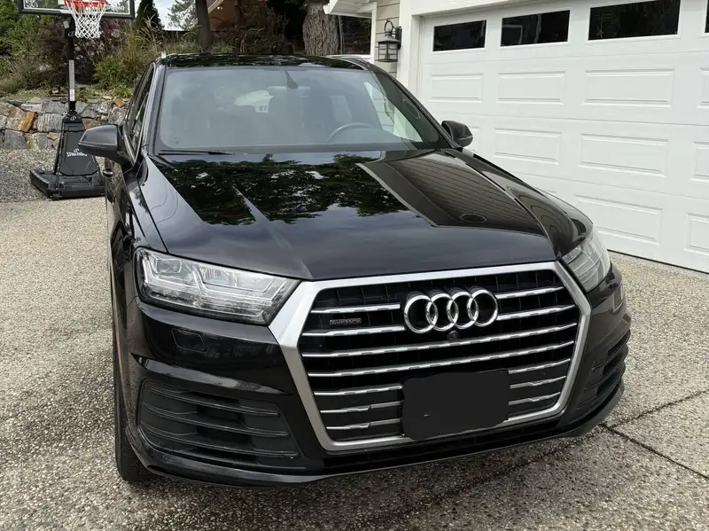 2017 Audi Q7 Progressiv, černá, 143 000 km, dovoz Kanada — foto 2 z 12