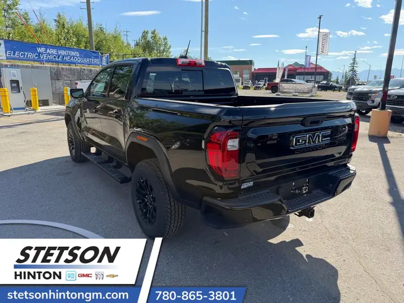 2026 GMC Canyon Elevation, černá, 90 km, dovoz Kanada — foto 8 z 12
