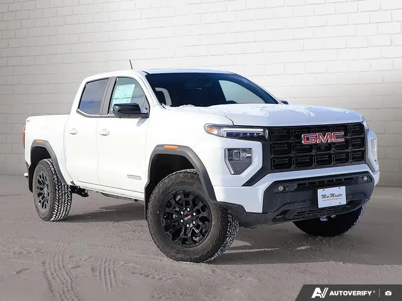 2026 GMC Canyon Elevation, bílá, 16 km, dovoz Kanada — foto 7 z 12