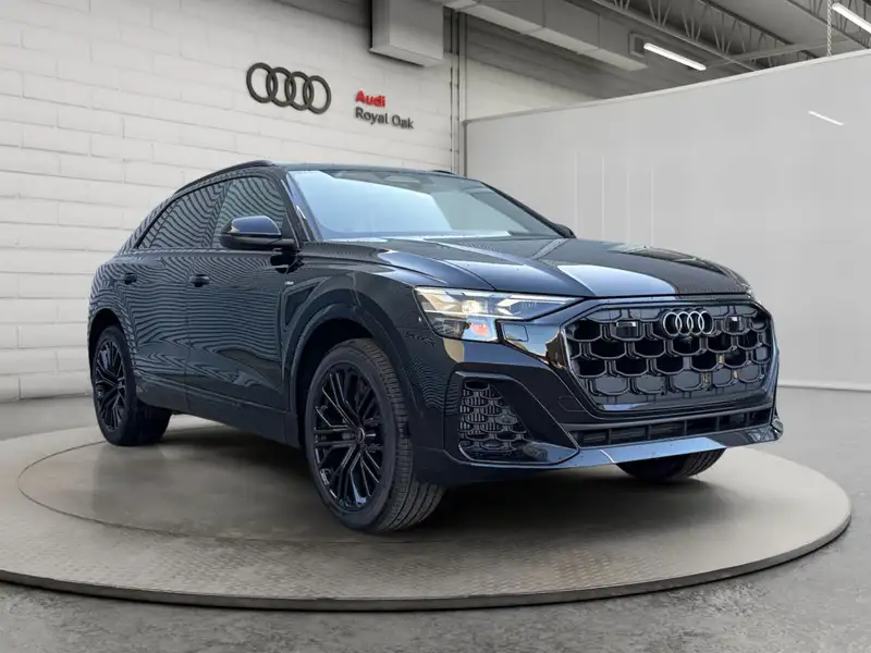 2027 Audi Q8, černá, 90 km, dovoz Kanada — foto 3 z 12