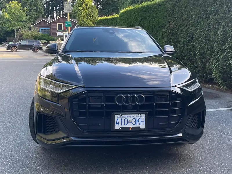 2022 Audi Q8 Technik, černá, 92 346 km, dovoz Kanada — foto 2 z 10