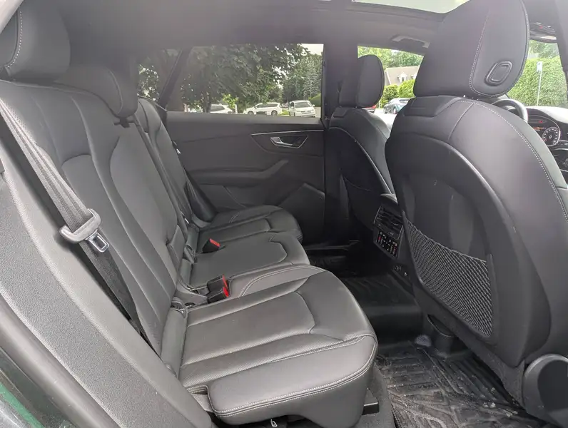 2019 Audi Q8 Progressiv, šedá, 147 500 km, dovoz Kanada — foto 4 z 7