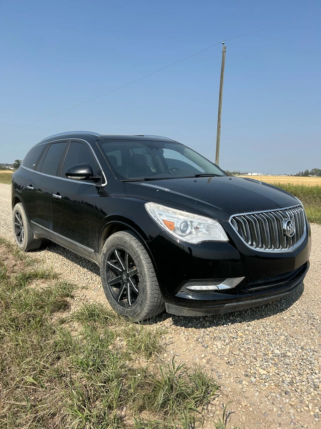 2017 Buick Enclave, 128 000 km, dovoz Kanada — foto 2 z 5