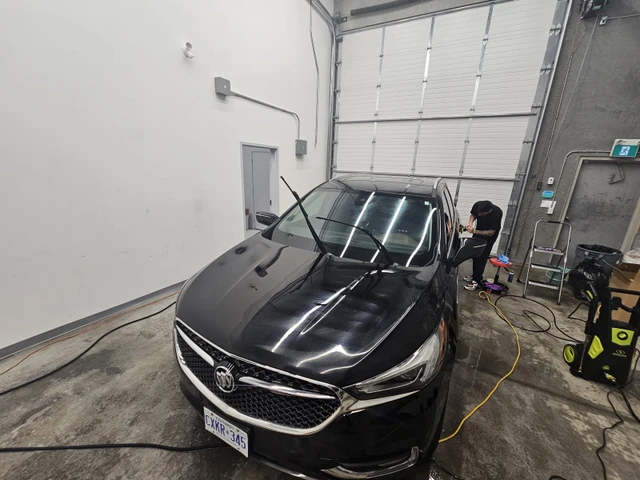 2018 Buick Enclave, 160 000 km, dovoz Kanada — foto 4 z 5