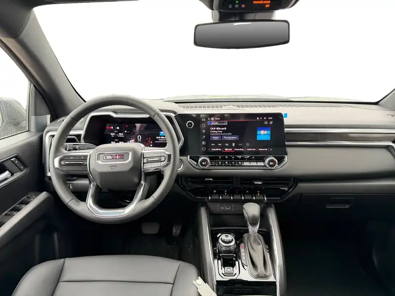 2026 GMC Canyon Elevation, šedá, 10 km, dovoz Kanada — foto 9 z 12