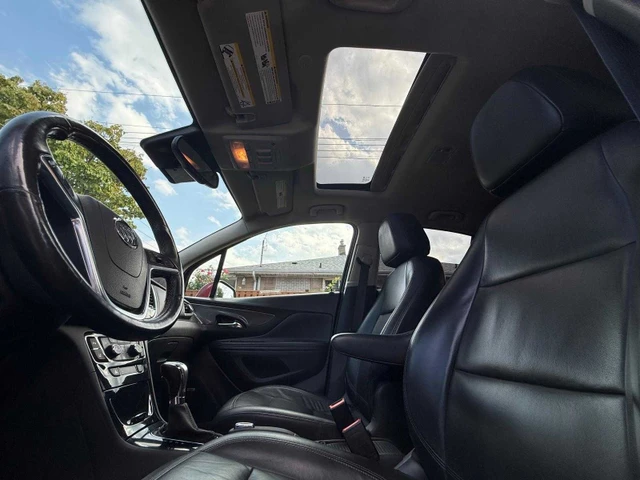 2018 Buick Encore, červená, 147 860 km, dovoz Kanada — foto 5 z 5