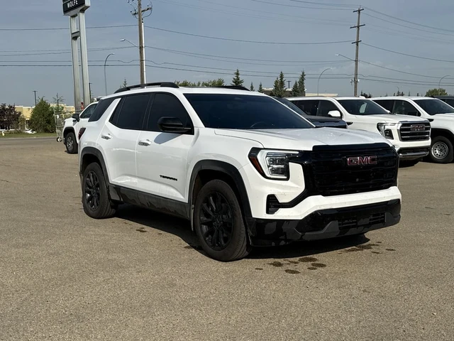2026 GMC Terrain Elevation, bílá, 27 500 km, dovoz Kanada — foto 11 z 15