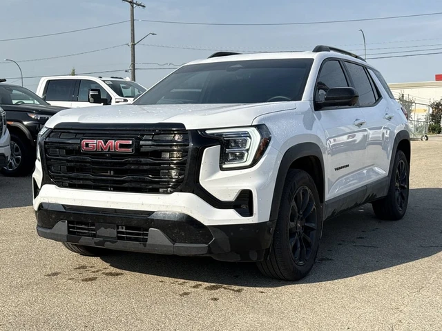2026 GMC Terrain Elevation, bílá, 27 500 km, dovoz Kanada — foto 4 z 15