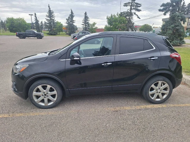 2017 Buick Encore, černá, 133 000 km, dovoz Kanada — foto 3 z 5