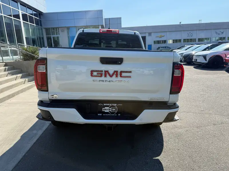 2026 GMC Canyon Elevation, bílá, 1 km, dovoz Kanada — foto 5 z 12