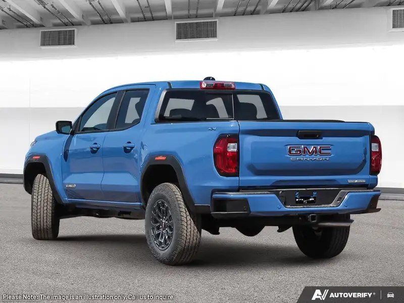 2026 GMC Canyon Elevation, modrá, 10 km, dovoz Kanada — foto 4 z 12