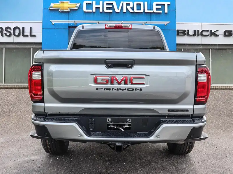2026 GMC Canyon ELEVATION, šedá, 25 km, dovoz Kanada — foto 4 z 12
