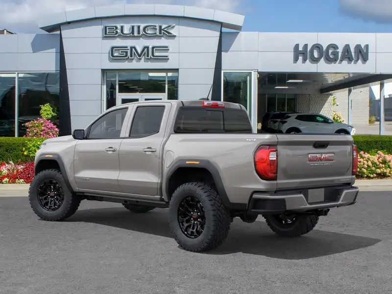 2026 GMC Canyon ELEVATION, hnědá, 2 km, dovoz Kanada — foto 3 z 12