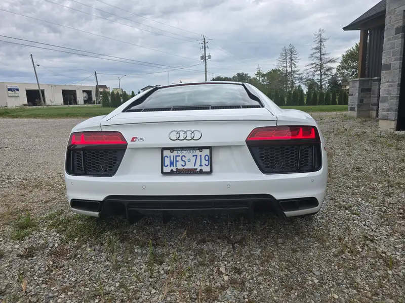 2018 Audi R8 V10 Performance Plus, bílá, 74 000 km, dovoz Kanada — foto 3 z 12