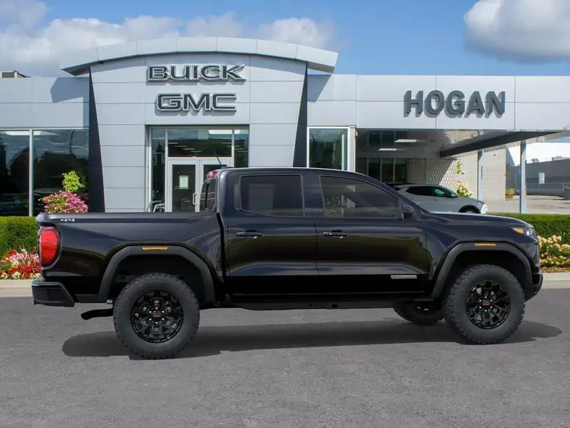 2026 GMC Canyon ELEVATION, černá, 2 km, dovoz Kanada — foto 5 z 12