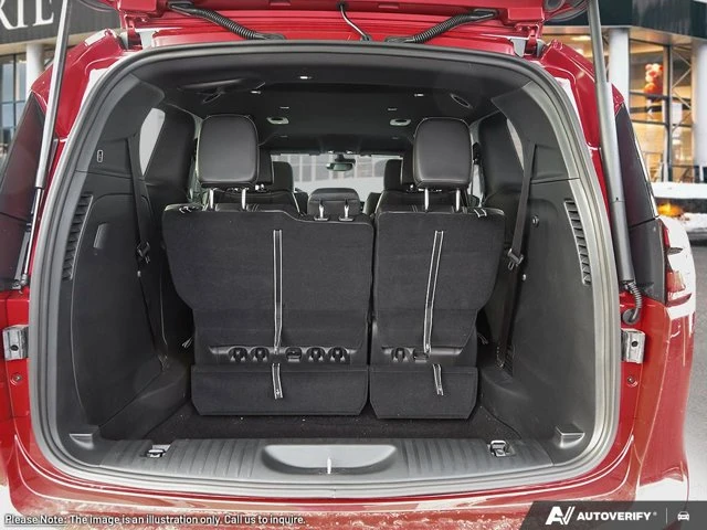 2026 Chrysler Pacifica Select, červená, 446 km, dovoz Kanada — foto 8 z 20