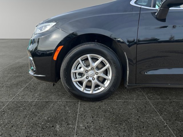 2025 Chrysler Pacifica Select, černá, 47 745 km, dovoz Kanada — foto 14 z 15