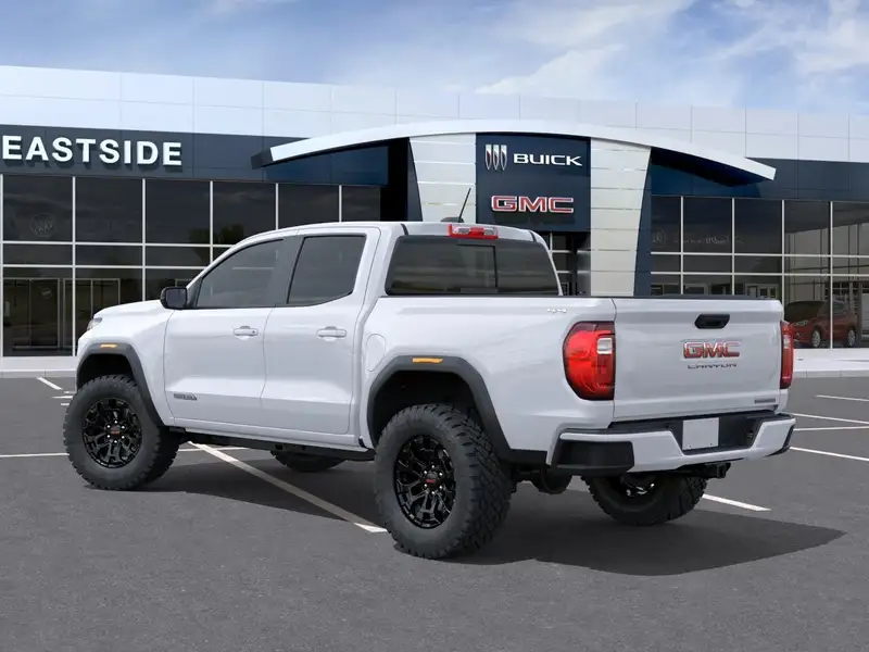 2026 GMC Canyon Elevation, bílá, 7 km, dovoz Kanada — foto 3 z 12