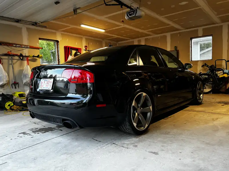 2008 Audi RS4, černá, 198 000 km, dovoz Kanada — foto 3 z 12
